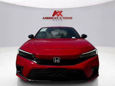 Used 2023 Honda Civic Sport image 8