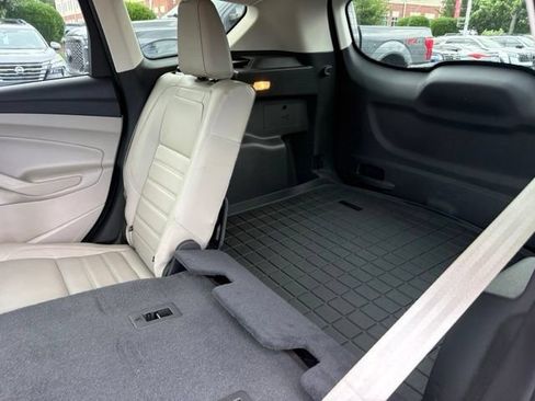 Used 2017 Ford Escape SE w/ SE Leather Comfort Package AWD/4WD image 22