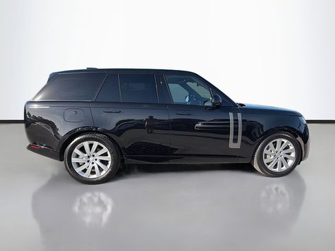 Used 2024 Land Rover Range Rover SE image 6