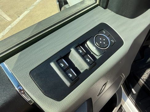 Used 2016 Ford F150 XLT w/ Trailer Tow Package AWD/4WD image 20
