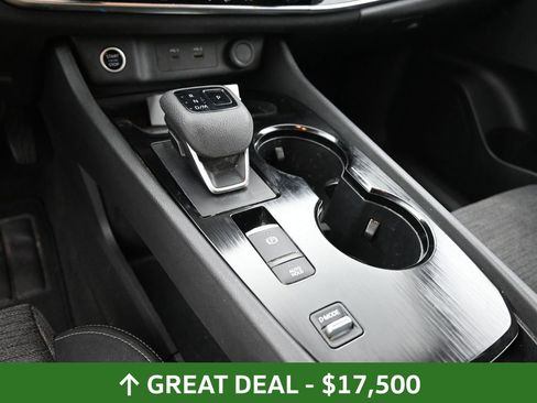 Used 2023 Nissan Rogue SV image 26