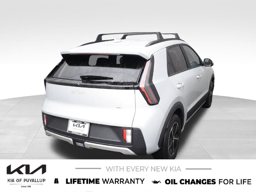 New 2027 Kia Niro LX FWD image 5