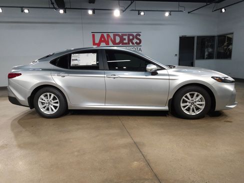New 2026 Toyota Camry LE FWD image 8