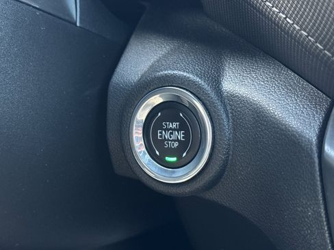 Used 2022 Chevrolet TrailBlazer LT w/ Sun and Liftgate Package image 27