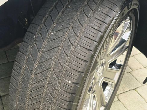 Used 2015 GMC Yukon Denali w/ Premium Package image 47