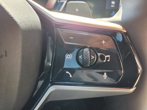 Certified 2025 BMW X3 xDrive30i w/ Premium Package image 26