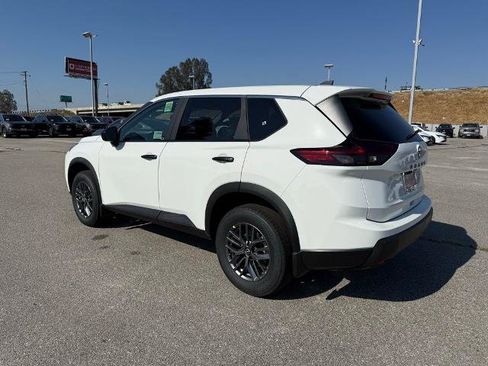 New 2026 Nissan Rogue S FWD image 4
