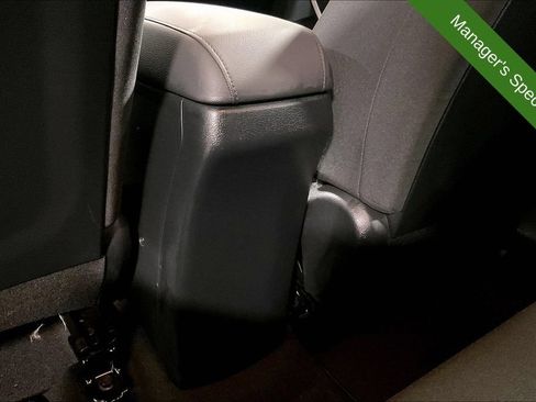 Used 2025 Kia Soul LX w/ LX Technology Package FWD image 29