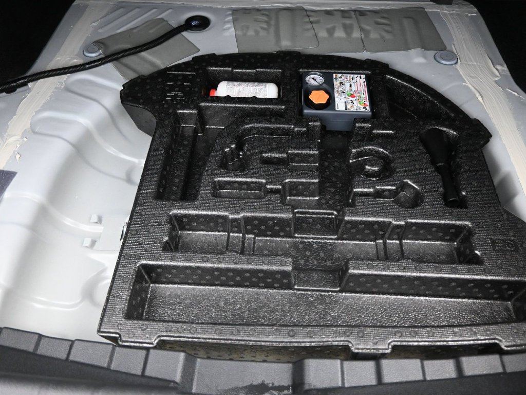 Used 2026 Nissan Sentra S w/ Floor Mat Package FWD image 19