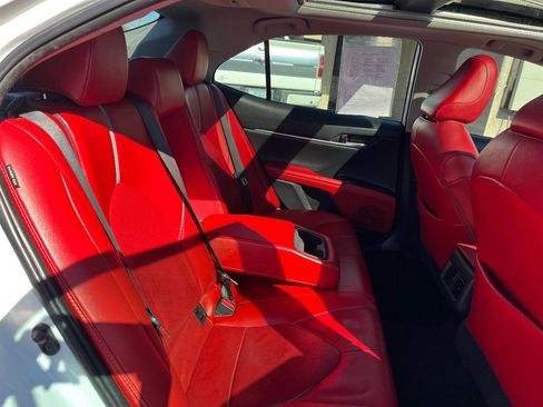 Used 2020 Toyota Camry XSE image 34