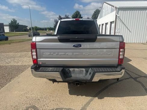 Used 2020 Ford F250 XLT AWD/4WD image 9