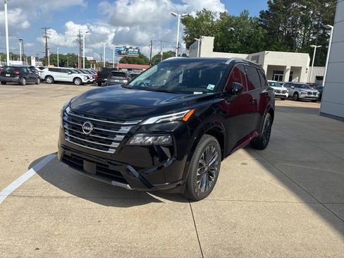 New 2026 Nissan Rogue Platinum w/ Platinum Premium Package AWD/4WD image 3