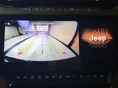 New 2026 Jeep Grand Cherokee Limited w/ Limited Altitude Package image 23