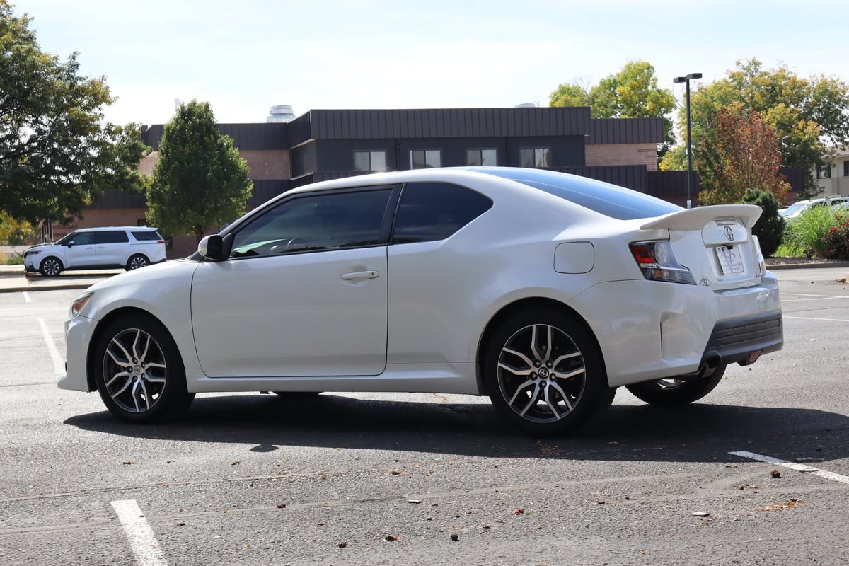 Used 2015 Scion tC FWD image 7