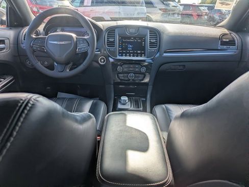 Used 2023 Chrysler 300 S image 19