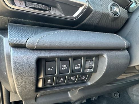 Used 2023 Subaru Forester Touring image 9