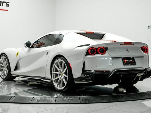 Used 2022 Ferrari 812 GTS RWD image 18