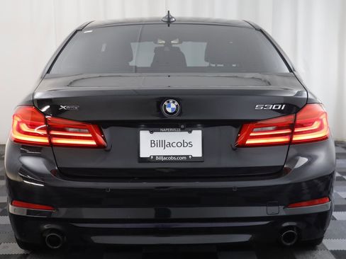 Used 2018 BMW 530i xDrive 530i xDrive image 16