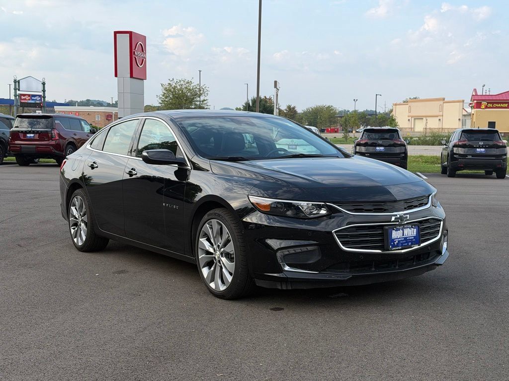 Used 2018 Chevrolet Malibu Premier w/ Premier Sun and Wheel Package FWD image 1
