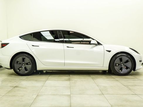 Used 2023 Tesla Model 3 Standard Range RWD image 10