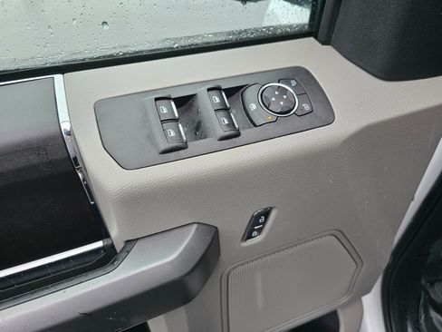 Used 2019 Ford F150 XLT w/ Trailer Tow Package AWD/4WD image 25