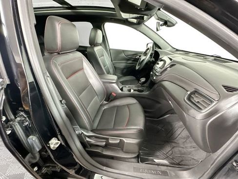Used 2023 Chevrolet Equinox RS w/ RS Leather Package image 29