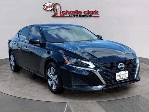 Certified 2025 Nissan Altima 2.5 S image 7