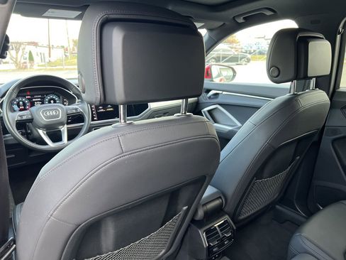 Used 2024 Audi Q3 2.0T Premium image 27