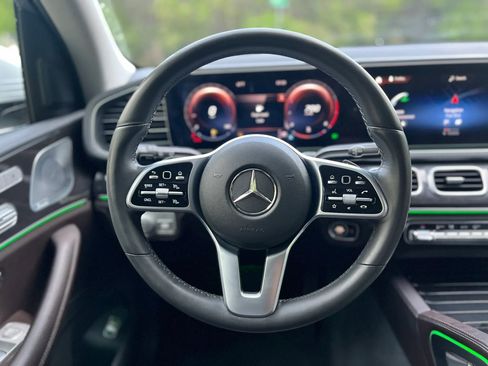Used 2020 Mercedes-Benz GLE 350 4MATIC image 22
