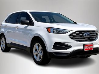 Used 2020 Ford Edge SE image 1