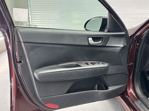 Used 2019 Kia Optima LX FWD image 16
