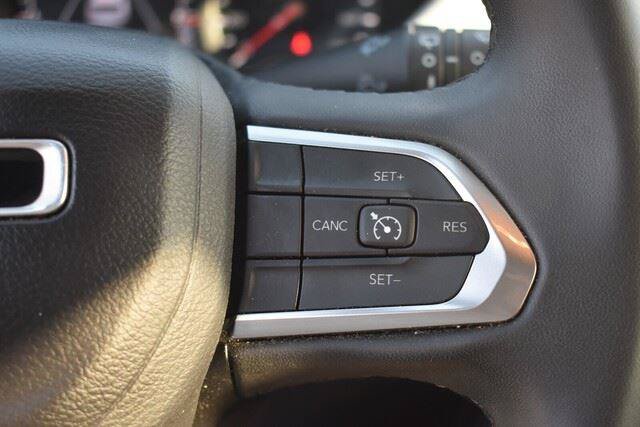 Used 2024 Jeep Compass Latitude AWD/4WD image 33