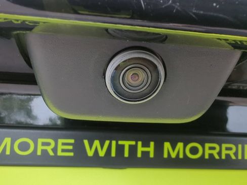 Used 2021 Jeep Cherokee Trailhawk w/ Trailer Tow Group AWD/4WD image 13