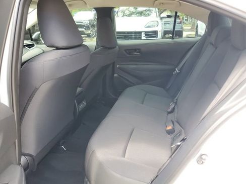 Used 2023 Toyota Corolla LE image 9