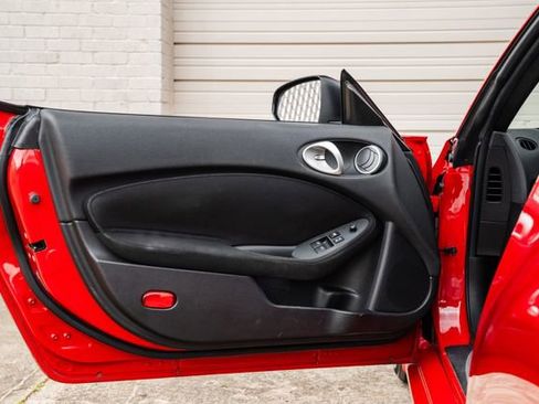 Used 2012 Nissan 370Z Coupe image 60