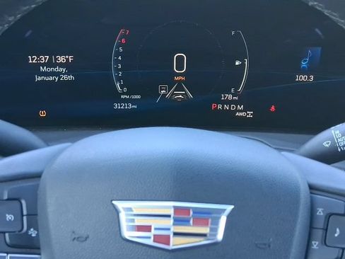Used 2025 Cadillac XT4 Premium Luxury AWD/4WD image 12