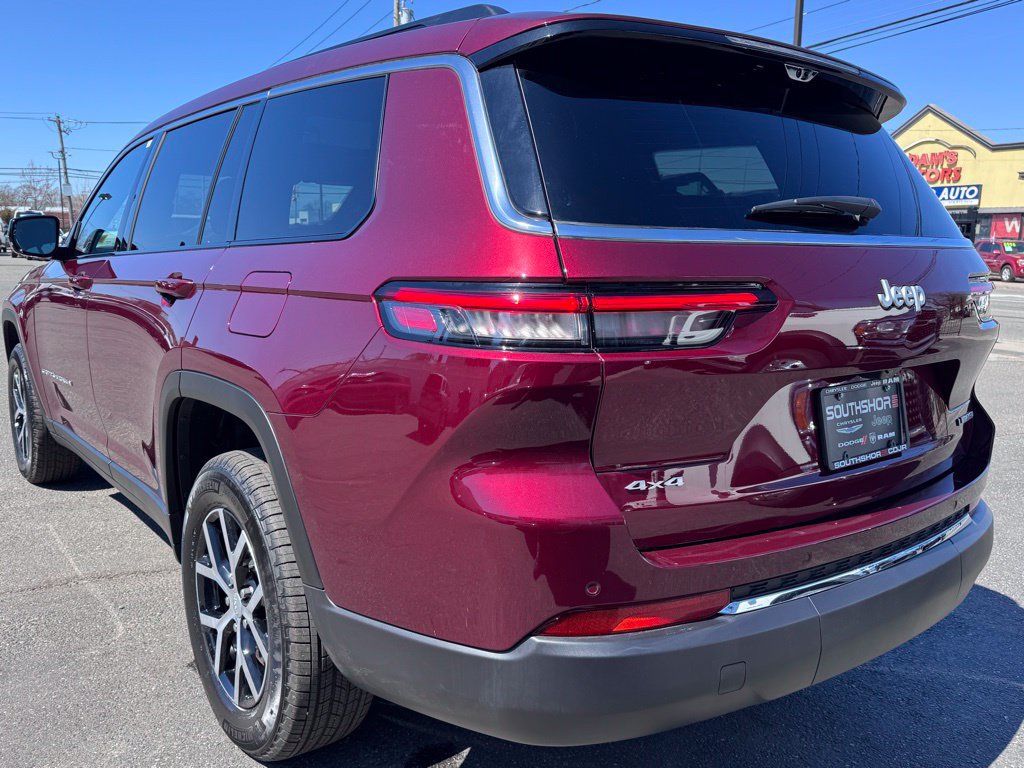 New 2025 Jeep Grand Cherokee L Limited w/ Luxury Tech Group II AWD/4WD image 5