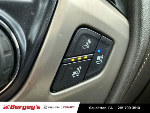 Used 2016 GMC Sierra 2500 Denali w/ Driver Alert Package image 38