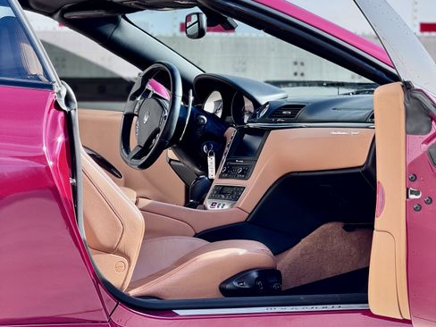 Used 2015 Maserati GranTurismo Sport image 40