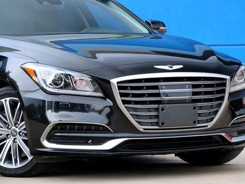 Used 2018 Genesis G80 3.8 image 19