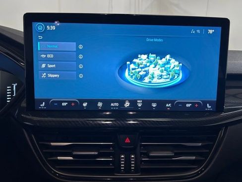 Used 2023 Ford Escape ST-Line w/ Tech Pack #1 AWD/4WD image 46
