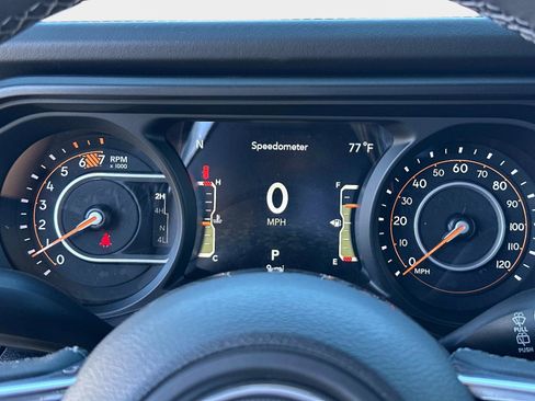 New 2026 Jeep Wrangler Unlimited Sahara w/ Safety Group AWD/4WD image 26