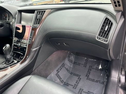 Used 2018 INFINITI Q50 Luxe w/ Essential Package (3.0T Luxe) image 19