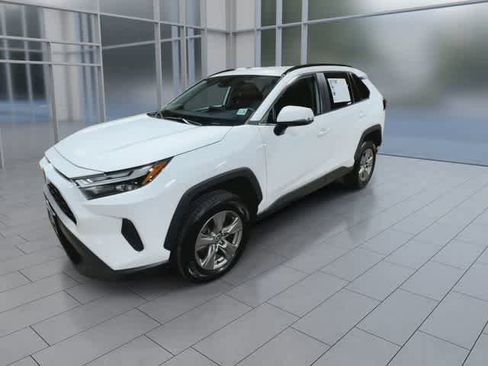 Certified 2024 Toyota RAV4 XLE AWD/4WD image 4