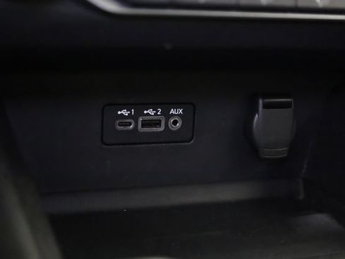 Used 2025 Nissan Altima 2.5 SV FWD image 24