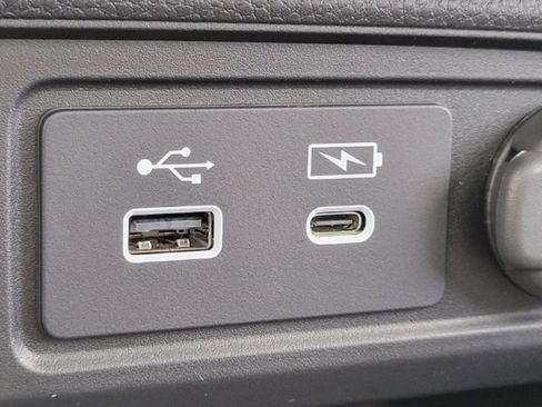 Certified 2025 Honda Pilot Black Edition image 25