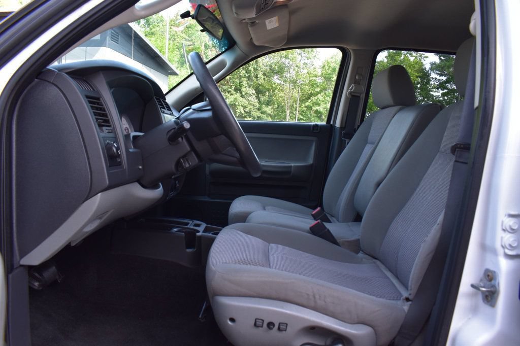 Used 2008 Dodge Dakota SLT RWD image 11