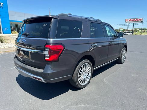 Used 2024 Ford Expedition Limited AWD/4WD image 4