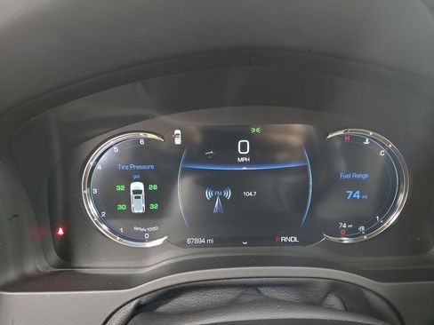 Used 2020 Cadillac Escalade Premium Luxury image 23