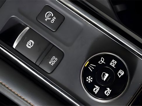 Used 2024 Nissan Pathfinder Rock Creek image 16